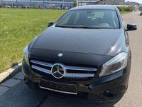 Gebraucht Mercedes A200 Urban 156 PS (114 kW) 2015 Schwarz Limousine