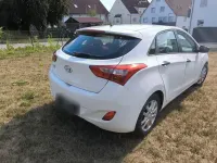 Gebraucht Hyundai i30 Classic 99 PS (72 kW) 2014 Weiß Limousine