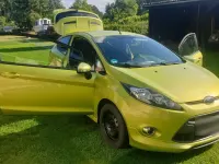 Gebraucht Ford Fiesta 82 PS (60 kW) 2010 Grün Kleinwagen