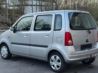 Gebraucht Opel Agila 60 PS (44 kW) 2004 Silber Van / Kleinbus