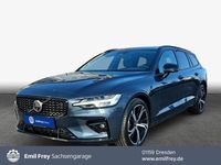 Gebraucht Volvo V60 Plus 197 PS (144 kW) 2025 Denim blaumetallic Kombi