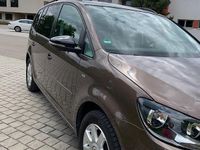 Gebraucht VW Touran 116 PS (85 kW) 2012 Braun Van / Kleinbus