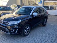 Gebraucht Suzuki Vitara Comfort 120 PS (88 kW) 2016 Dach weiß uni SUV