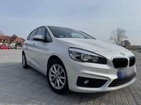 Gebraucht BMW 218 Active Tourer Advantage 136 PS (100 kW) 2017 Weiß Van / Kleinbus