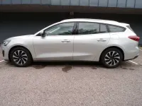 Gebraucht Ford Focus Titanium 120 PS (88 kW) 2022 Silber Limousine