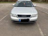 Gebraucht Audi A4 125 PS (91 kW) 2000 Silber Limousine