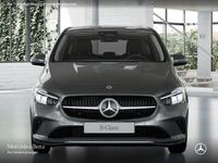 Gebraucht Mercedes B250 Advanced 224 PS (164 kW) 2025 Grau Van / Kleinbus
