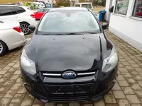 Gebraucht Ford Focus Titanium 116 PS (85 kW) 2011 Pantherschwarz metallic Limousine