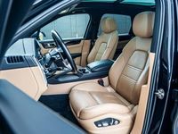Second-hand Porsche Cayenne 462 CP (339 kW) 2018 Albastru SUV