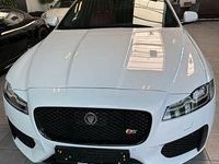 Gebraucht Jaguar XF Sportbrake S 300 PS (220 kW) 2020 Yulong white Kombi