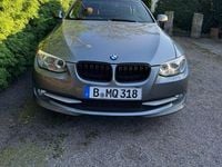 Gebraucht BMW 318 Cabriolet 143 PS (105 kW) 2012 Grau Cabrio