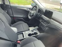 Używany Ford Focus Titanium 120 KM (88 kW) 2020 Niebieski Kombi