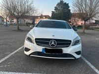 Gebraucht Mercedes A200 156 PS (114 kW) 2013 Weiß Limousine