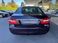 Gebraucht Mercedes E220 170 PS (125 kW) 2011 Braun Limousine