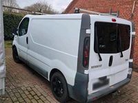 Gebraucht Renault Trafic 101 PS (74 kW) 2006 Weiß Van / Kleinbus
