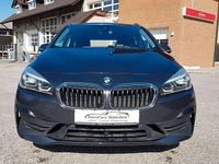 Gebraucht BMW 218 150 PS (110 kW) 2018 Mineralgrau metallic Van / Kleinbus