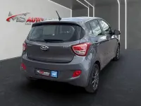 Gebraucht Hyundai i10 Classic 67 PS (49 kW) 2015 Grau Kleinwagen