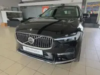 Gebraucht Volvo XC60 Plus 197 PS (144 kW) 2022 Schwarz SUV