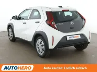 Gebraucht Toyota Aygo X 72 PS (52 kW) 2023 Weiß SUV