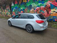 Gebraucht Opel Astra Edition 131 PS (96 kW) 2013 Silber Kombi