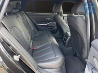 Gebraucht BMW 320 M Sport 190 PS (139 kW) 2024 Schwarz Kombi