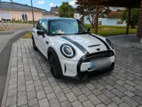 Gebraucht Mini Cooper S 178 PS (130 kW) 2024 Weiß Kleinwagen