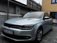Używany VW Jetta 120 KM (88 kW) 2011 Srebrny Sedan/Limuzyna