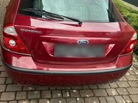 Gebraucht Ford Mondeo 125 PS (91 kW) 2005 Rot Limousine