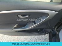 Gebraucht Hyundai i30 90 PS (66 kW) 2013 Schwarz Limousine