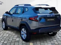 Neu Dacia Duster Celebration 140 PS (102 kW) 2026 Grau SUV