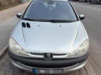 Gebraucht Peugeot 206 70 PS (51 kW) 2006 Silber Kleinwagen