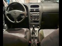 Usata Opel Astra 84 CV (61 kW) 2003 Argento Station wagon