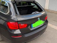Gebraucht BMW 520 184 PS (135 kW) 2012 Schwarz Kombi