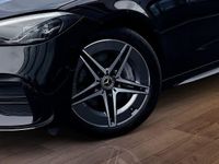 Gebraucht Mercedes C300 AMG 265 PS (194 kW) 2025 Schwarz Limousine