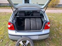Gebraucht VW Polo 54 PS (39 kW) 2004 Grau Kleinwagen