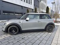 Gebraucht Mini Cooper 136 PS (100 kW) 2019 Grau Kleinwagen