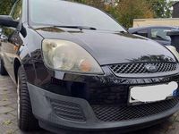 Gebraucht Ford Fiesta Ambiente 60 PS (44 kW) 2007 Schwarz Kleinwagen