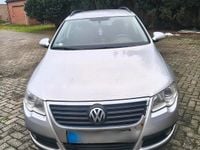 Gebraucht VW Passat 140 PS (102 kW) 2008 Silber Kombi