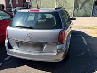Gebraucht Opel Astra 106 PS (77 kW) 2007 Grau Kombi