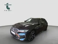 Gebraucht BMW 320 Sport Line 190 PS (139 kW) 2025 Saphirschwarz (metallic) Kombi