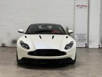 Second-hand Aston Martin DB11 608 CP (447 kW) 2017 Alb Coupe