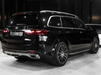 Second-hand Mercedes GLS450 367 CP (269 kW) 2025 Negru SUV