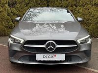Gebraucht Mercedes CLA200 150 PS (110 kW) 2020 Mountaingrau  met. Kombi