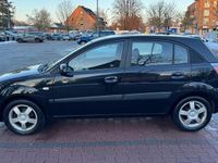 Gebraucht Kia Rio EX 111 PS (81 kW) 2006 Schwarz Limousine