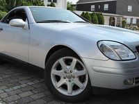 Gebraucht Mercedes SLK230 193 PS (141 kW) 1999 Silber Cabrio
