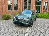 Usado Dacia Spring Essentiel 33 kW (45 CV) 2022 Verde Utilitario