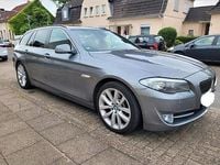 Gebraucht BMW 530 245 PS (180 kW) 2011 Grau Kombi