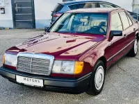 Gebraucht Mercedes 300 179 PS (131 kW) 1989 Rot Limousine