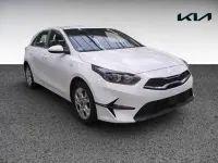 Gebraucht Kia Ceed Vision 140 PS (102 kW) 2025 Deluxeweiss met. (metallic) Kleinwagen