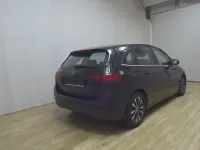Gebraucht Mercedes B180 116 PS (85 kW) 2023 Schwarz Kleinwagen